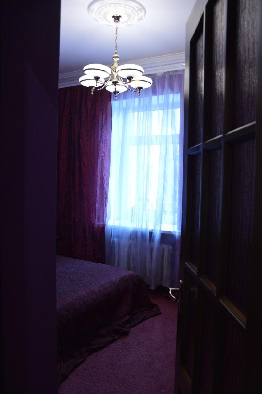 Knaus Apartments Cernăuți Exterior foto